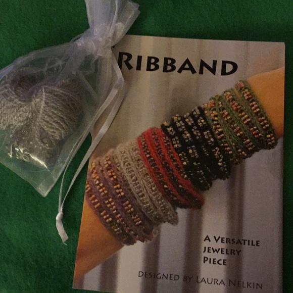 “RIBBAND” jewelry kit—silver - Picture 1 of 6